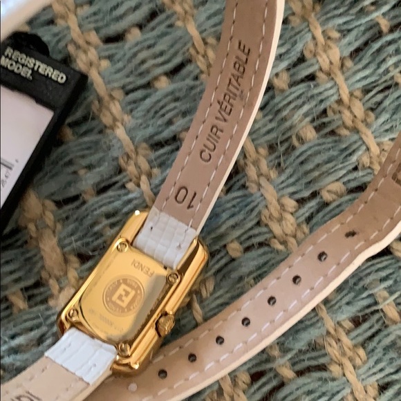 Fendi Watch - Picture 9 of 15